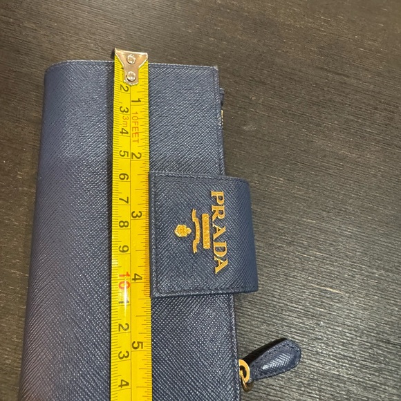Prada Blue Leather Wallet. Great condition. - Picture 10 of 10